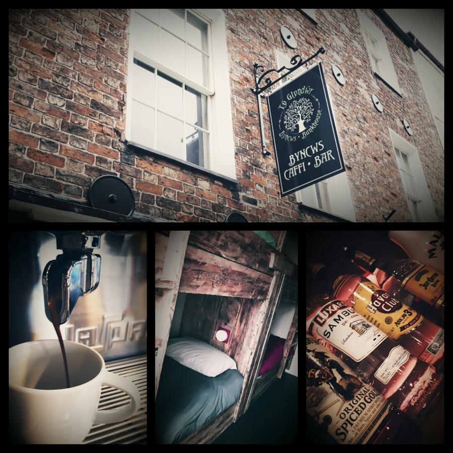 Ty Glyndwr Bunkhouse, Bar And Cafe Hostel Карнарфон Екстериор снимка